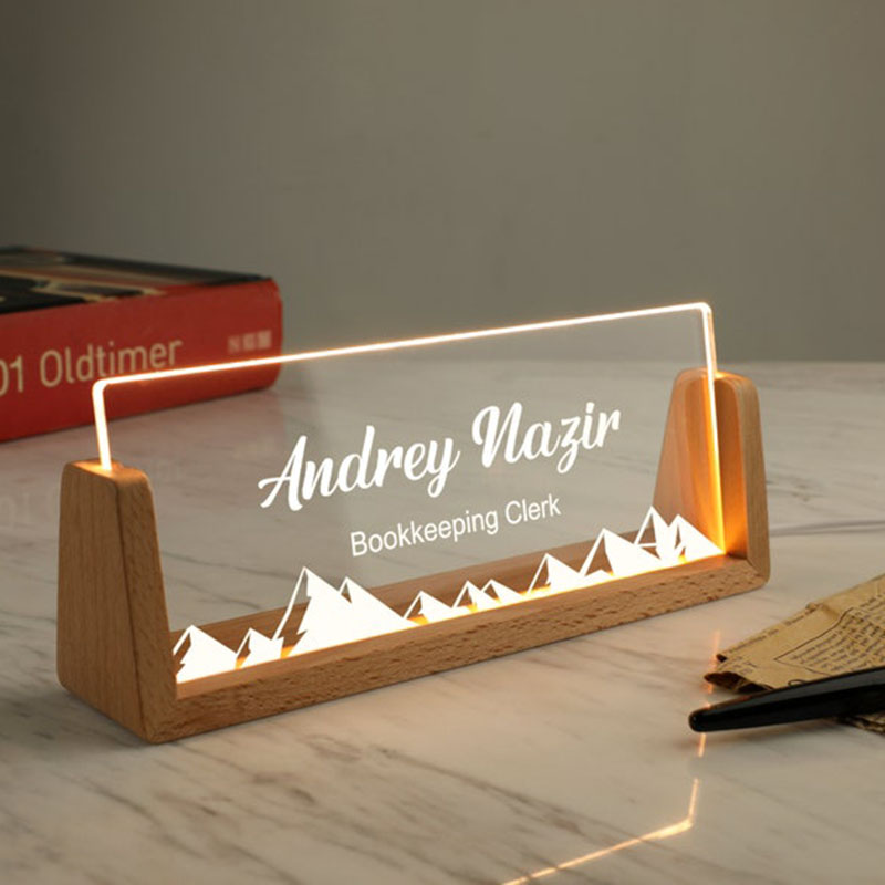Aanpasbare gepersonaliseerde v - Desk Name Plate recensie en prijs