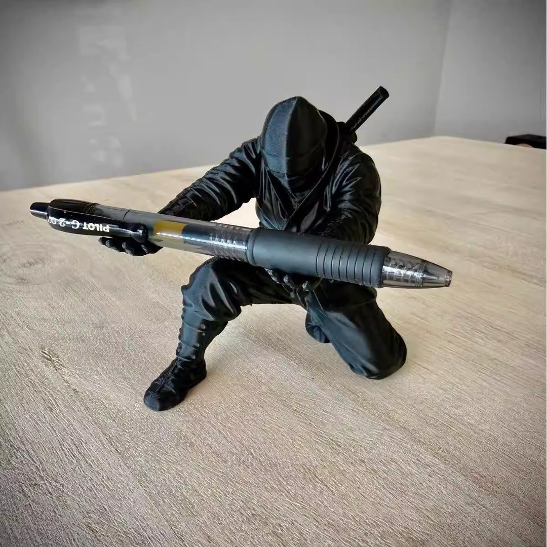 3D-geprinte ninja-penhouder, c - Stationery Office recensie en prijs