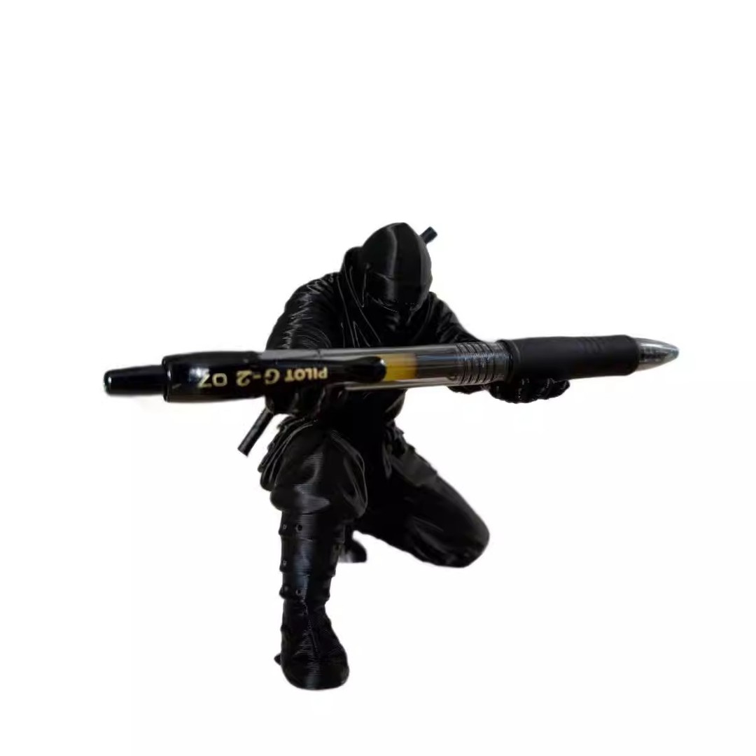 3D-geprinte ninja-penhouder, c - Stationery Office recensie en prijs